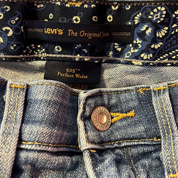 Girls Size 6 Levi’s The Original Jeans Bermuda shorts sewn cuffed - Picture 5 of 10